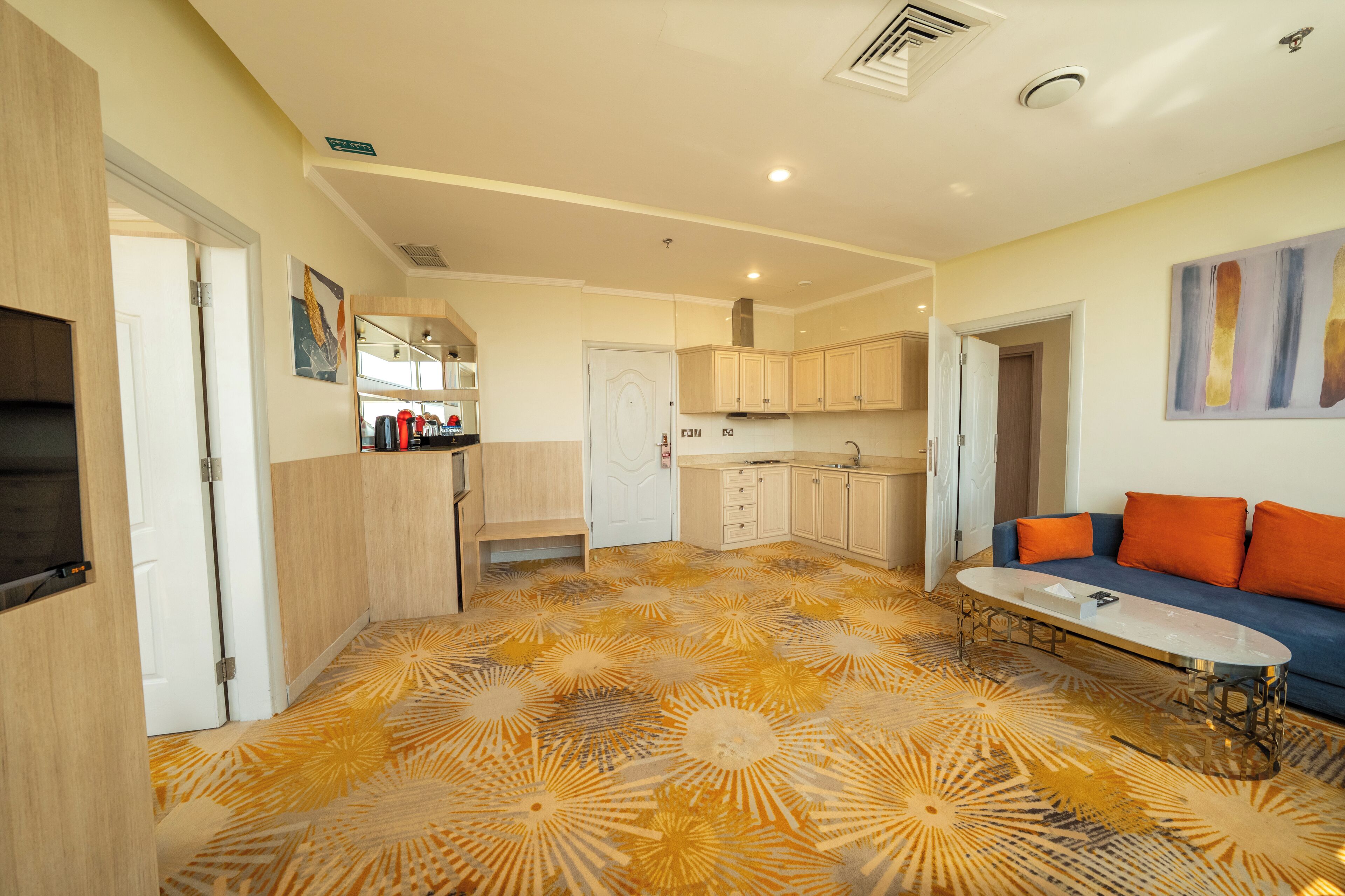 Premium Suite, 2 Bedrooms | Premium bedding, minibar, in-room safe, desk