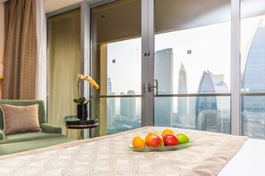 Superior Studio with Partial Burj Khalifa View | In-room safe, desk, iron/ironing board, free WiFi - Westminster Dubai Mall (Dubai)