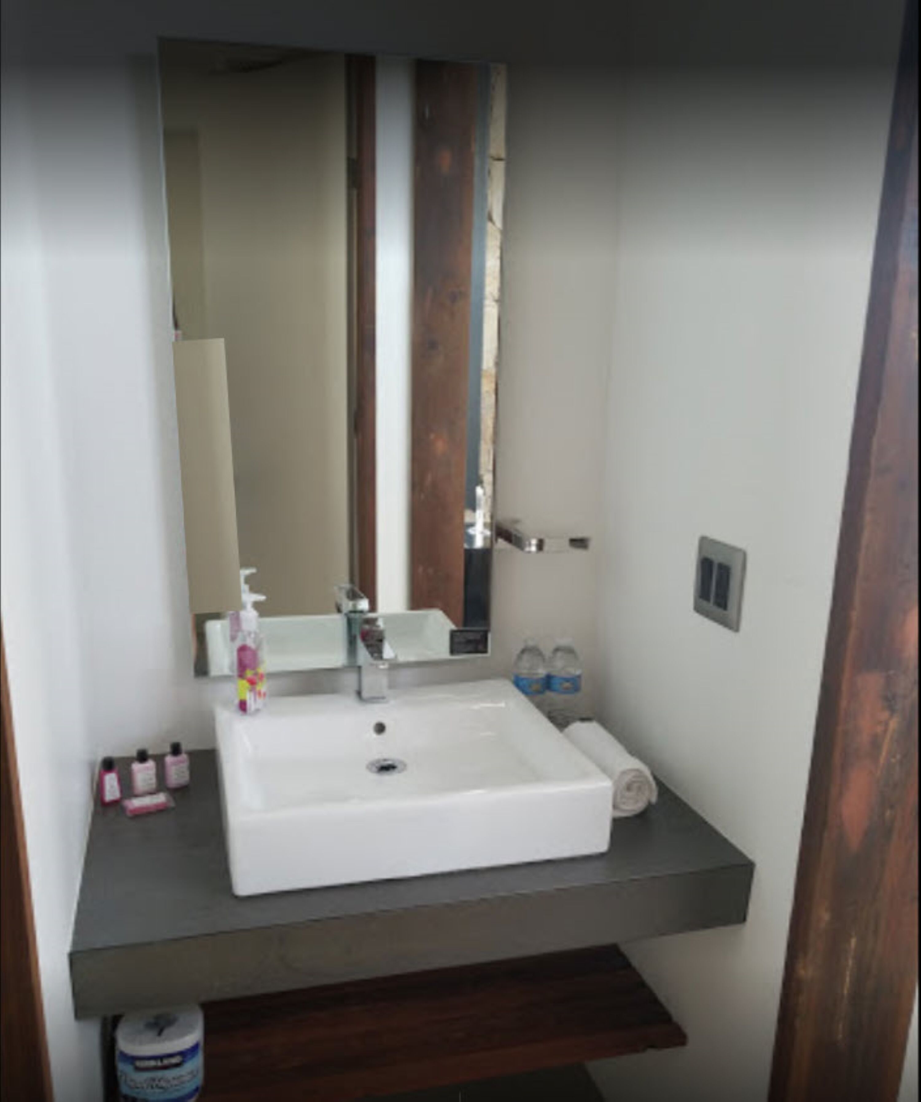 panoramic room, 1 king bed, non smoking | bathroom sink