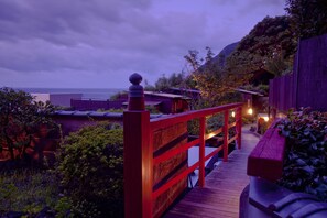 Exterior - Katasekan Hiina (Higashiizu)