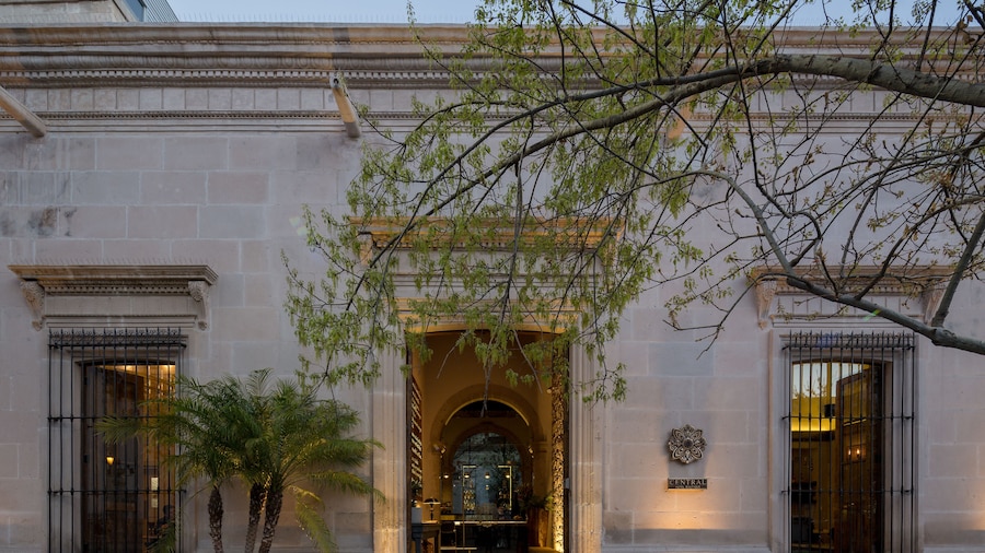 Central Hotel Boutique
