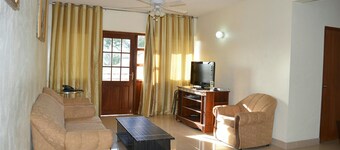 CHOJ Rentals - Sun Island Apartments