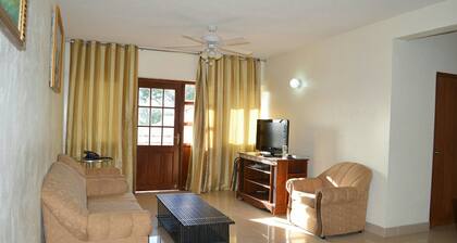 CHOJ Rentals - Sun Island Apartments