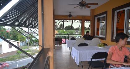 CHOJ Rentals - Sun Island Apartments