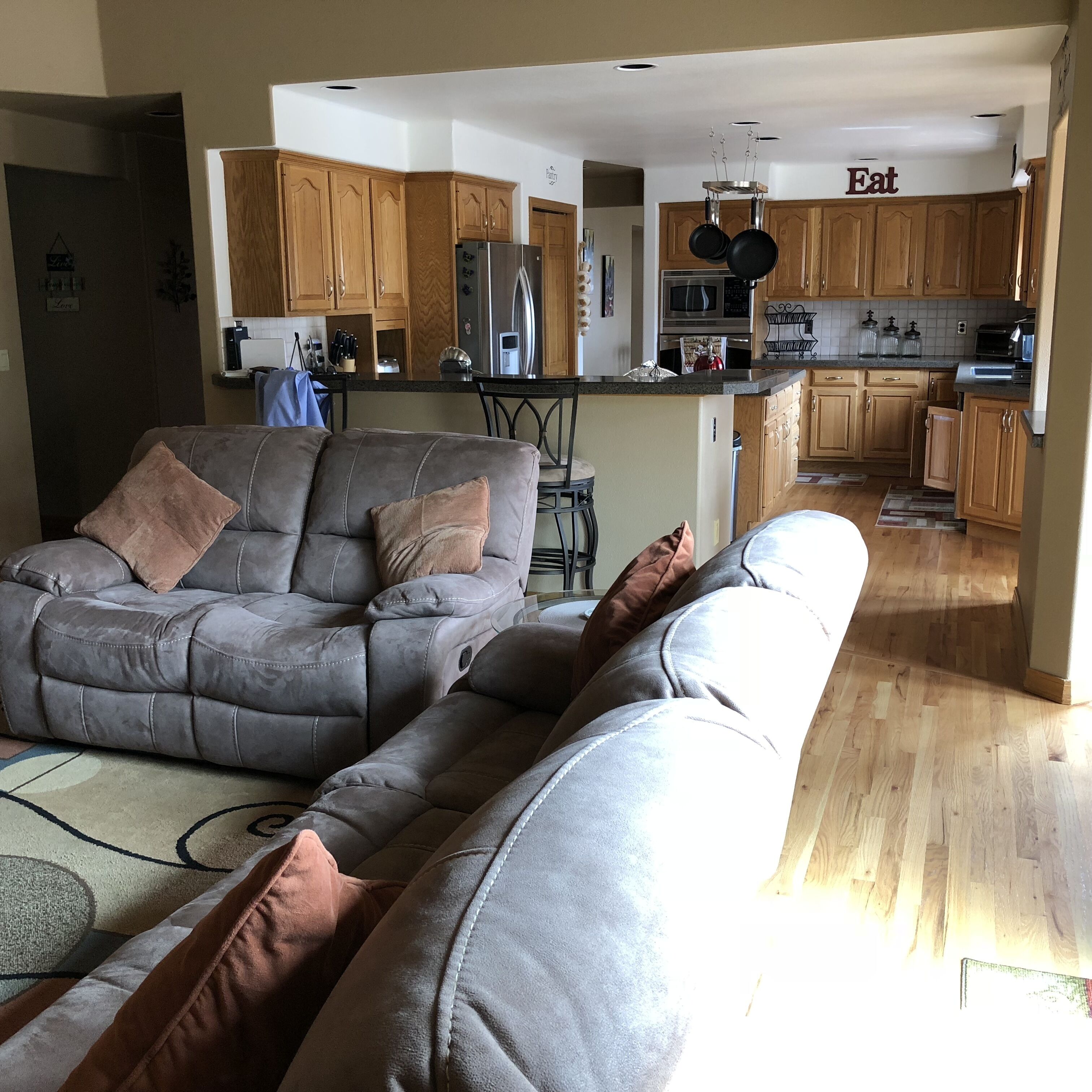 Spacious Home | 3 King Beds | A\/C | Views | Gym