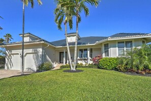 Exterior - < 1 Mi to Beach w/ Pool & Lanai: Marco Island Home (Marco Island)