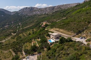 Exterior - Hidden gem with a breathtaking view on Split (Klis)