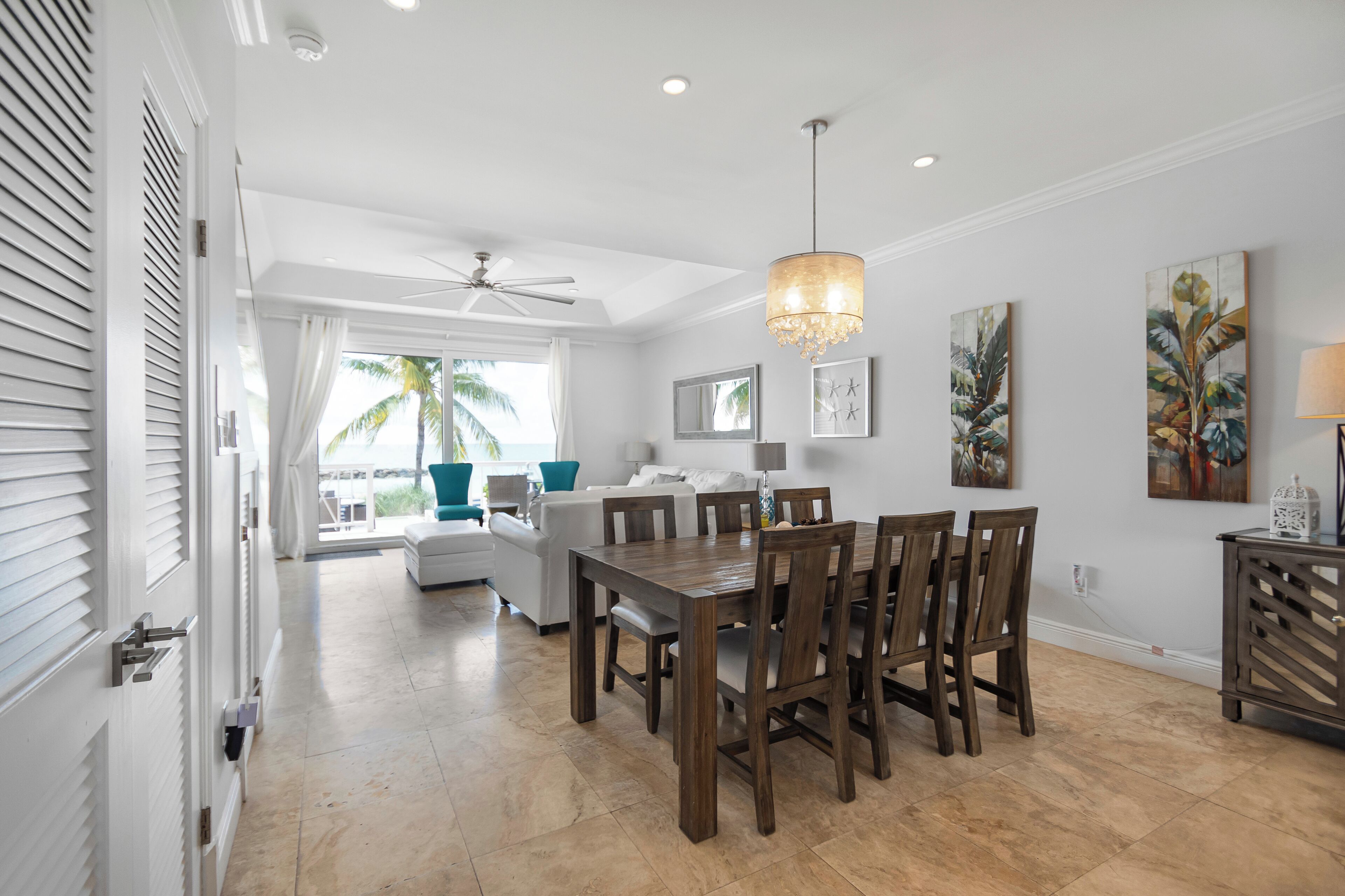 Beachfront 4 Bedroom Luxury Villa  Directly On White Sand Beach - Nassau