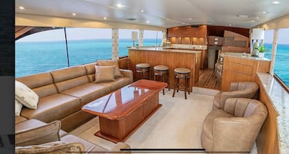KEY WEST LIVIN' Beautiful 66’ Yacht with 4 bedrooms and 4 bath sleeping 6.