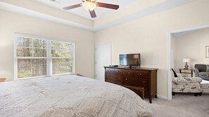 2 quartos, ferros/tábuas de passar roupa, Wi-Fi, roupa de cama