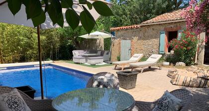 Belle maison de vigneron en pierre traditionnelle + piscine, 4 lits, 3 bains