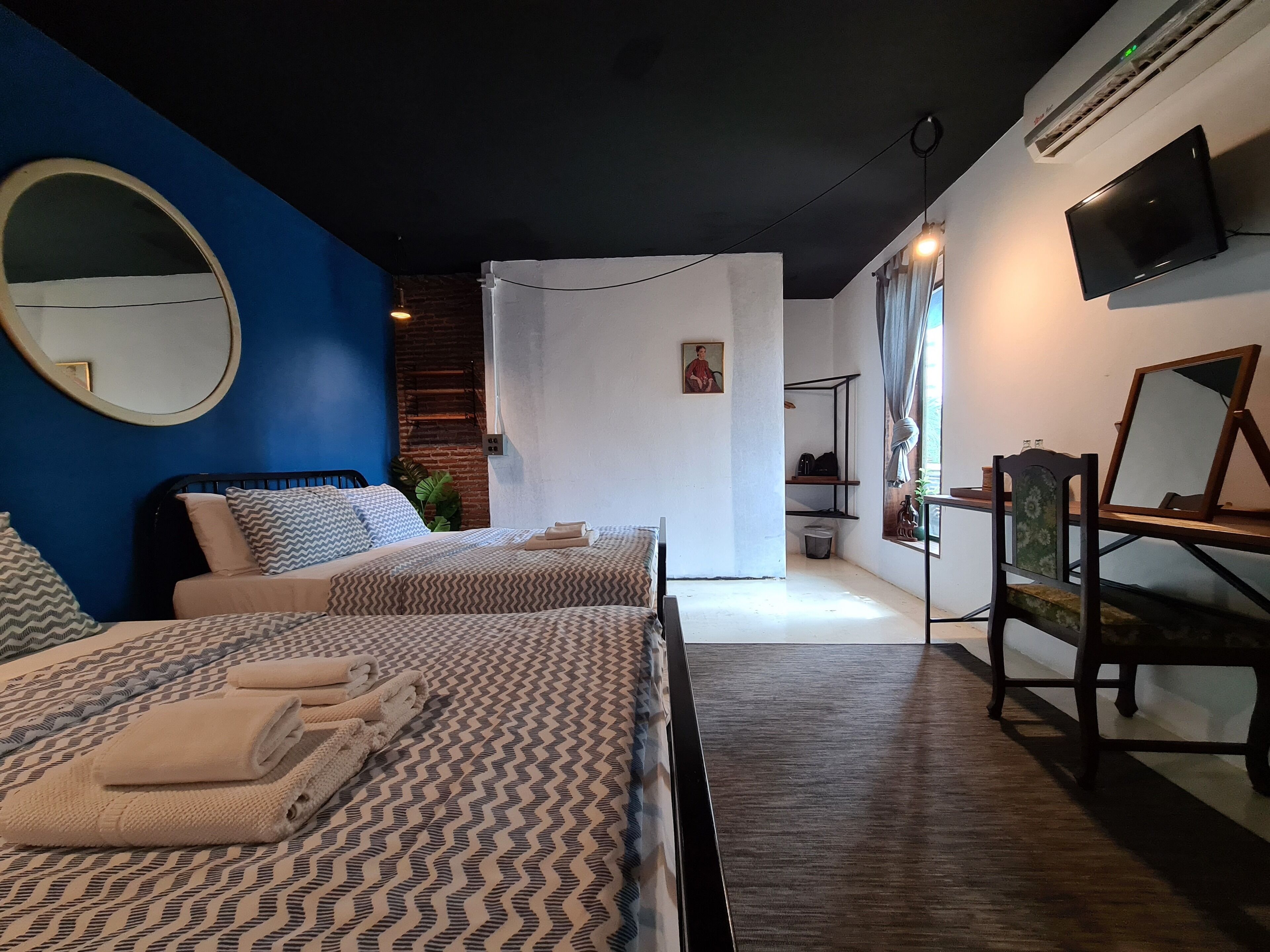 family room | individually decorated, individually furnished, free wifi