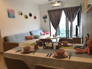 ETM Midhills Modern Urban 2BR Suites | Ferros/tábuas de passar roupa