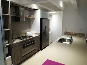 Mikrowelle, Geschirrspüler