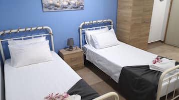 1 chambre, fer et planche Ă  repasser, Wi-Fi gratuit, draps fournis