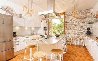 Ubicación excepcional! Bienvenido a nuestra encantadora casa. 