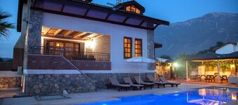 Heated Pool - Private villa.
