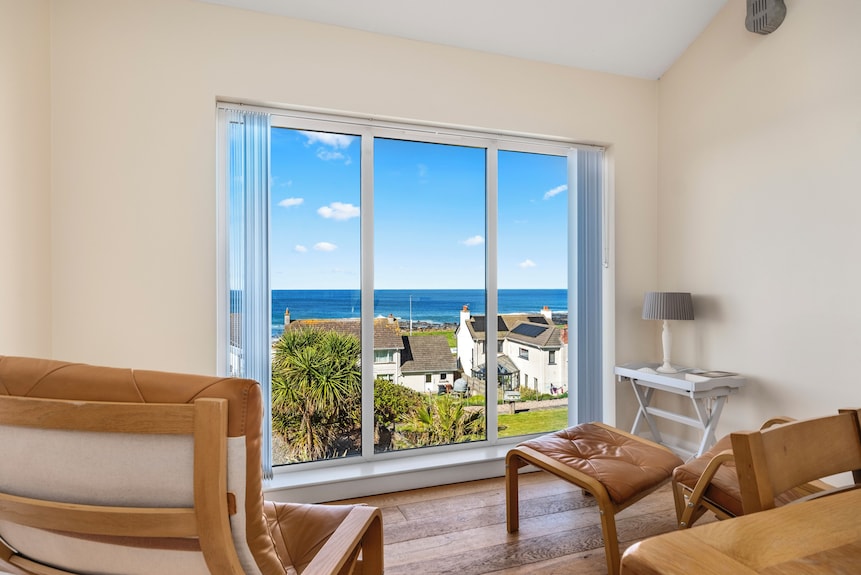 Bright Spacious House With Sea Views And Balcony. Golf, Surfing, Walks, Scenery. - Portstewart
