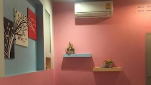 免费 WiFi、床单