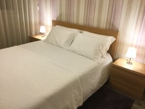 2 sovrum, strykjärn/strykbräda, wi-fi och sängkläder