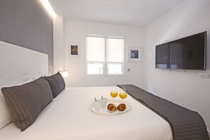 1 bedroom, in-room safe, iron/ironing board, free WiFi - Gran Via Plaza (Madrid)