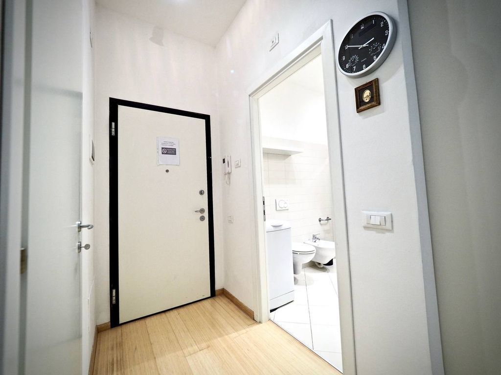Studio | Iron/ironing board, cots/infant beds, free WiFi, bed sheets