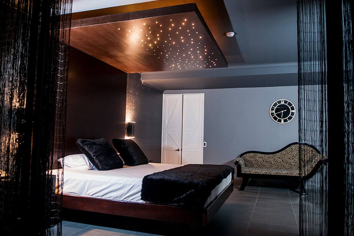 Casa de lujo, 6 habitaciones, alberca privada, vista al jardín | Escritorio y wifi gratis