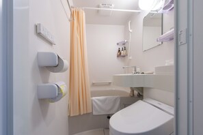 Basic Double Room | Bathroom | Combined shower/tub, deep soaking tub, free toiletries, hair dryer