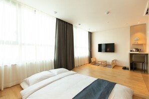 Ondol Room for 4 | Down comforters, in-room safe, blackout drapes, soundproofing - Hotel Winstory (Seogwipo)