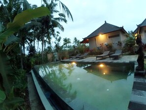 Outdoor pool - Amaya Cottage Ubud (Ubud)