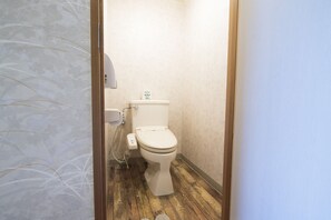 Japanese Style Twin Room, Non Smoking, Shared Bath And Shower, Private Toilet | Bathroom | Separate tub and shower, slippers, electronic bidet, towels - Blanc Art Misasa (Misasa)