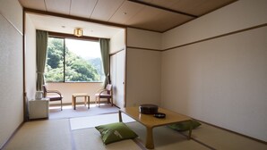客房內保險箱、遮光布/窗簾、免費無線上網