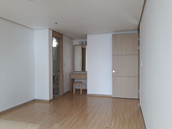 Full House | 2 Schlafzimmer, kostenloses WLAN
