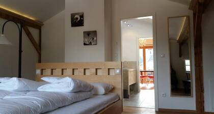 Ferienwohnung Ausblick****, 1-4 Personen, Dusche/WC + Badewanne, Balkon, TV, 2 Schlafzimmer, Dachgeschoss