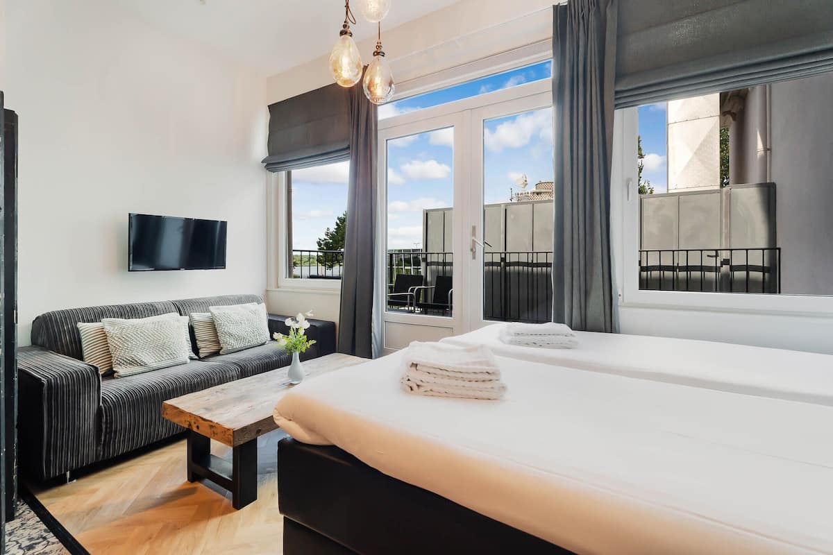 family suite, 1 bedroom | view from room