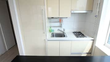 City Studio | Private kitchenette | Fridge, microwave, stovetop, rice cooker