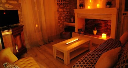 Au Mazet de Carmélina vieille bùtisse de 1850 situé en plein coeur des Alpilles