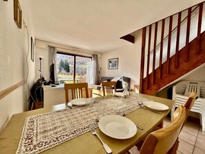 Dining - Cozy 3-room apartment for 6 people - Serre Chevalier (Serre Chevalier)