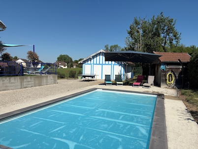 House 2 to 6 people in very beautiful park with private heated pool