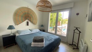 4 makuuhuonetta, silitysrauta/-lauta, vauvan matkasänky, ilmainen Wi-Fi