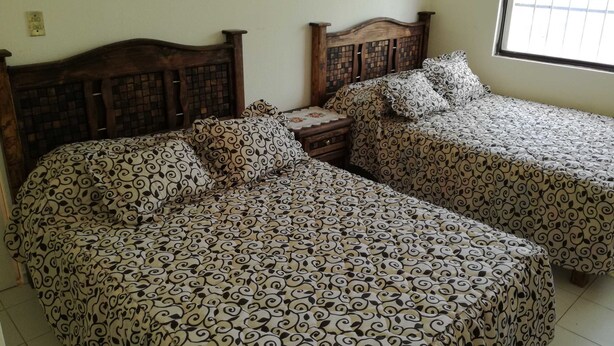 บ้านพัก, หลายเตียง, ปลอดบุหรี่