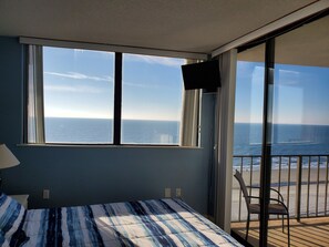 2 dormitorios, tabla de planchar con plancha, wifi gratis y ropa de cama