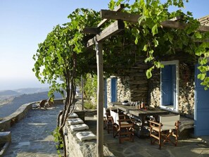 Huvila, yksityinen uima-allas (Lefkothea) | Terassi/patio