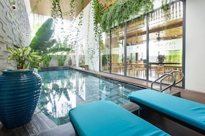 Piscine extérieure