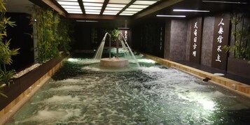 Baño termal público