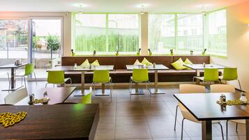 Dagelijks ontbijtbuffet inbegrepen