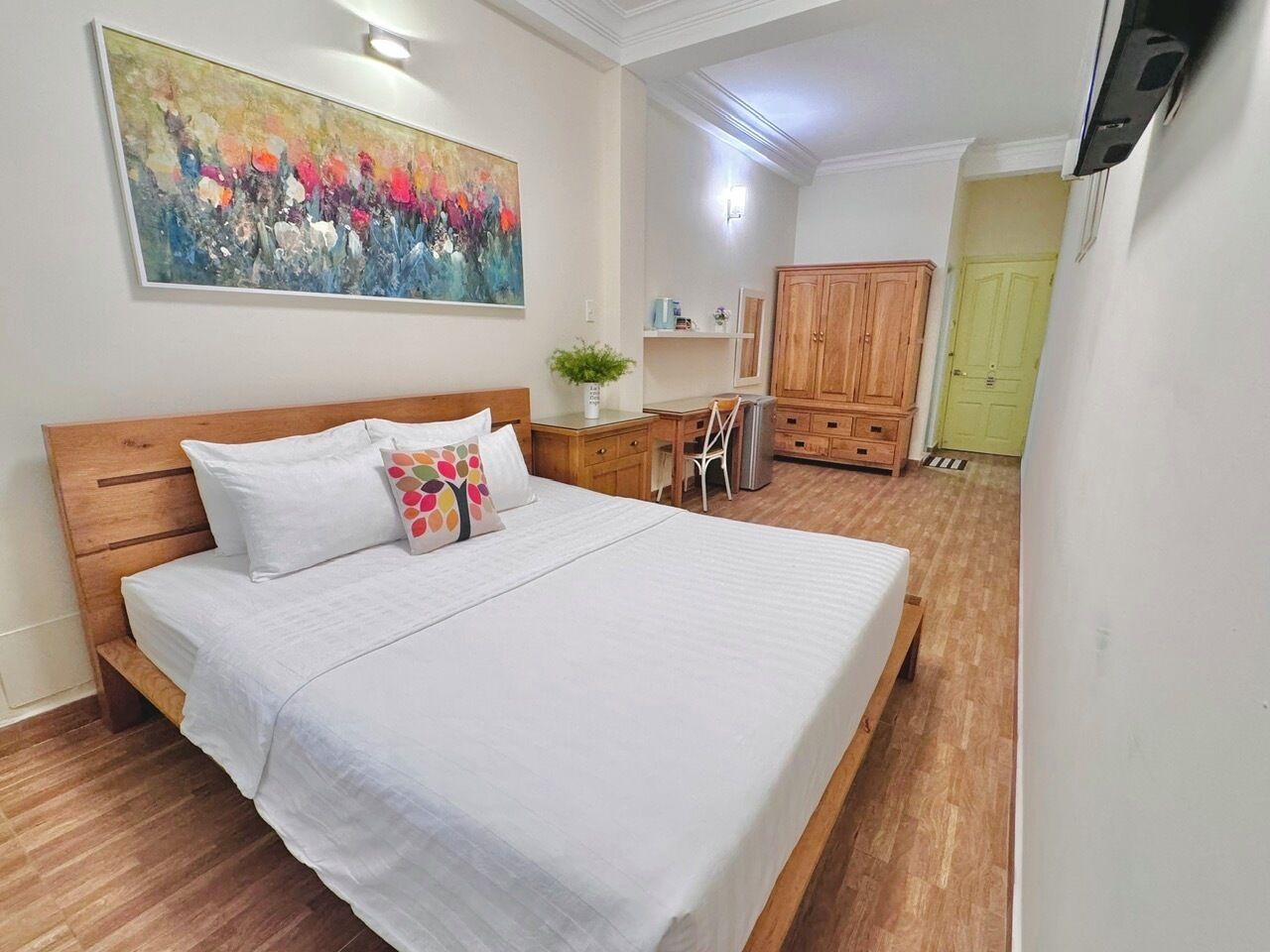 superior double room | desk, blackout curtains, rollaway beds, free wifi