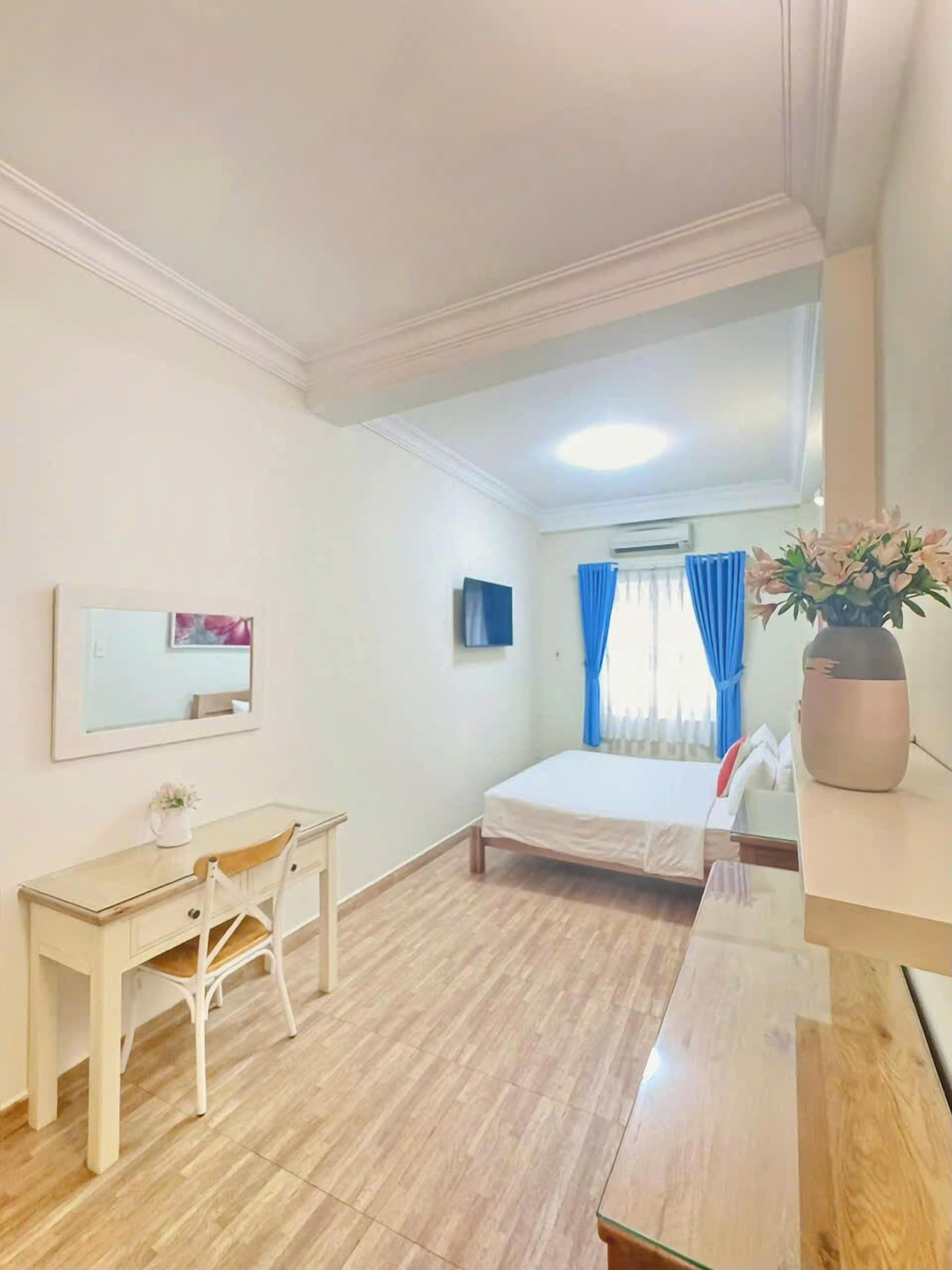 Superior Double Room | Desk, blackout curtains, rollaway beds, free WiFi