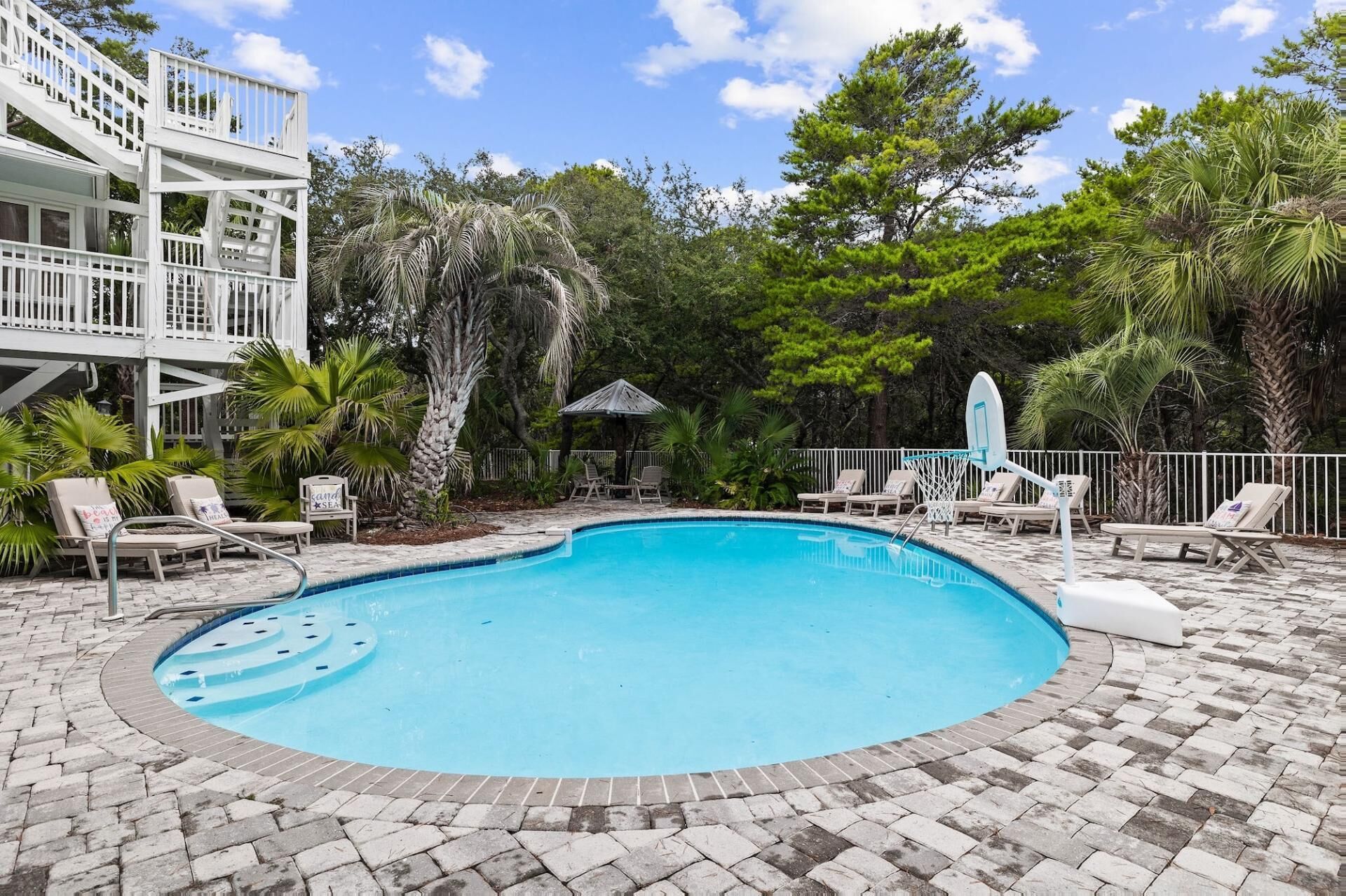 Spend Fall with Us!  Private Heated Pool! Spacious Backyard! Recently Renovated!