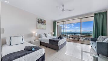 Studio, 1 slaapkamer | Een kluis op de kamer, individueel gedecoreerd, individueel gemeubileerd